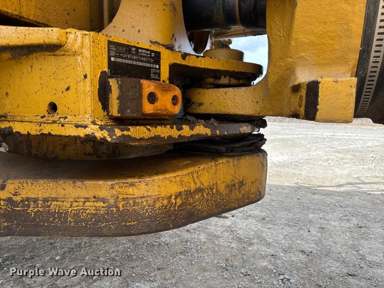 image for item FB3079 2014 Caterpillar 740B articulated haul truck