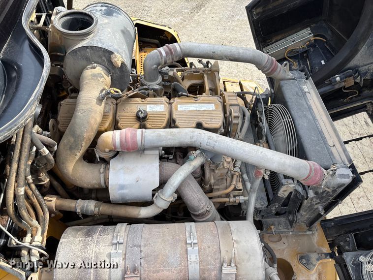 image for item FB3079 2014 Caterpillar 740B articulated haul truck