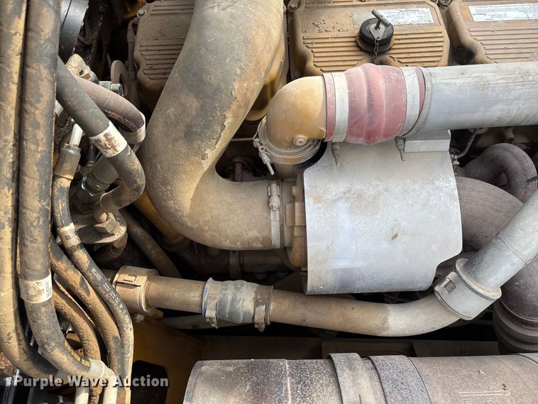 image for item FB3079 2014 Caterpillar 740B articulated haul truck