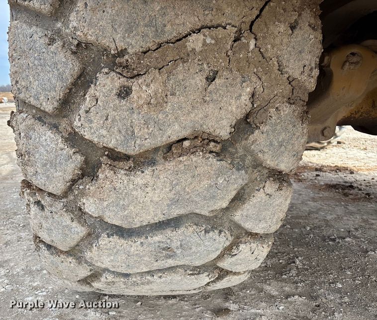 image for item FB3079 2014 Caterpillar 740B articulated haul truck