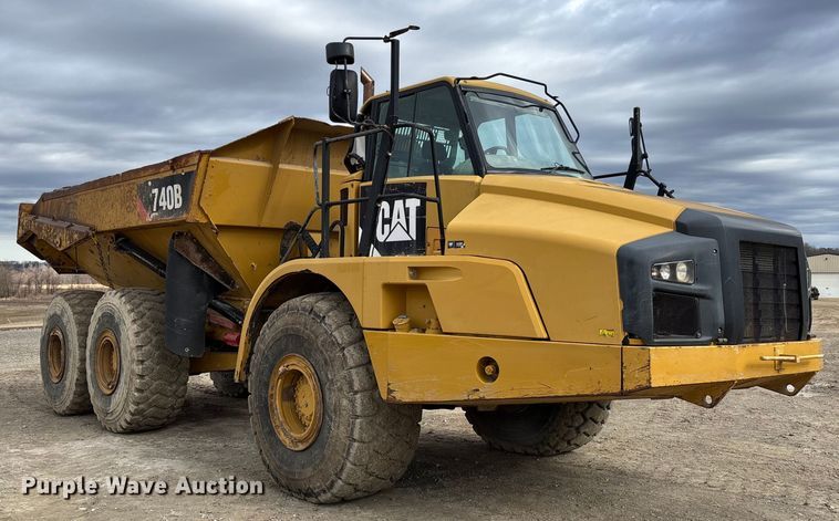 image for item FB3080 2011 Caterpillar 740B articulated haul truck
