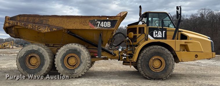 image for item FB3080 2011 Caterpillar 740B articulated haul truck