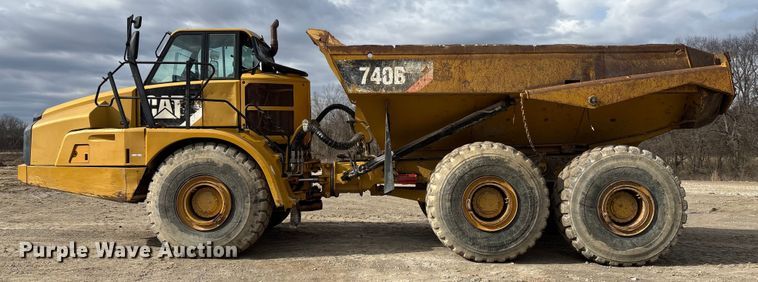image for item FB3080 2011 Caterpillar 740B articulated haul truck
