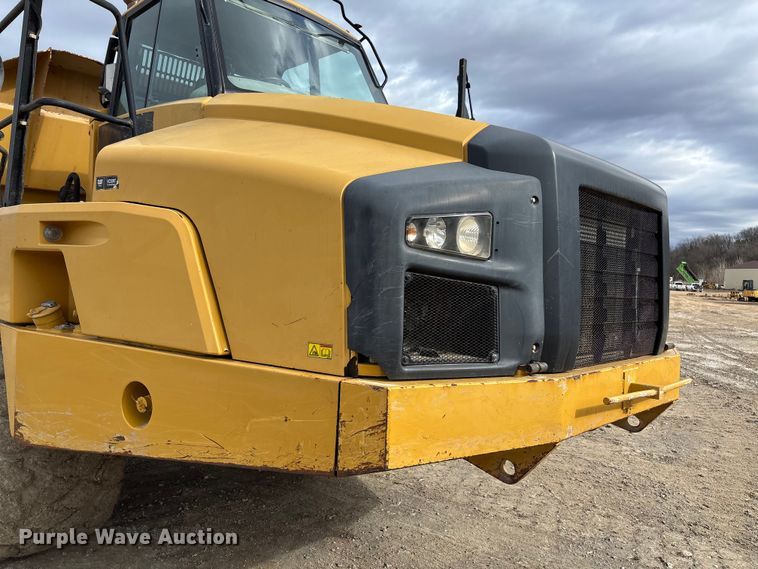 image for item FB3080 2011 Caterpillar 740B articulated haul truck