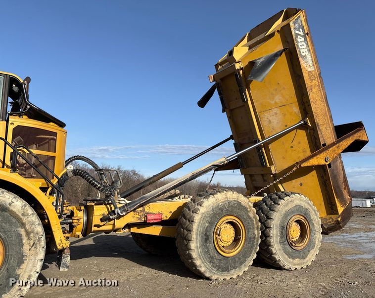 image for item FB3080 2011 Caterpillar 740B articulated haul truck