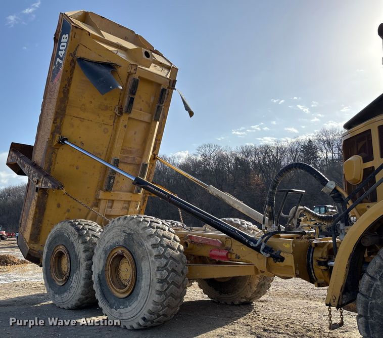 image for item FB3080 2011 Caterpillar 740B articulated haul truck