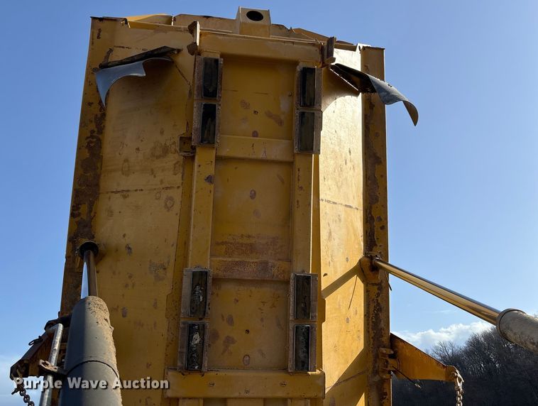 image for item FB3080 2011 Caterpillar 740B articulated haul truck