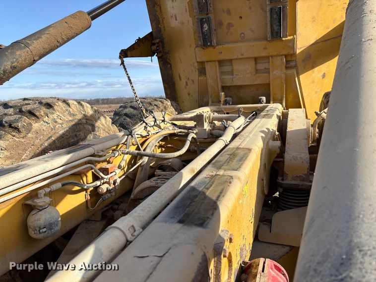 image for item FB3080 2011 Caterpillar 740B articulated haul truck