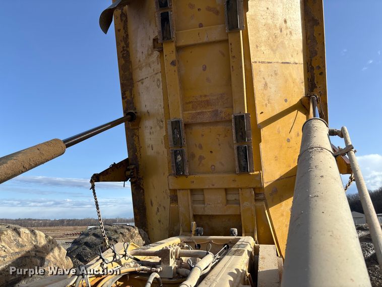 image for item FB3080 2011 Caterpillar 740B articulated haul truck