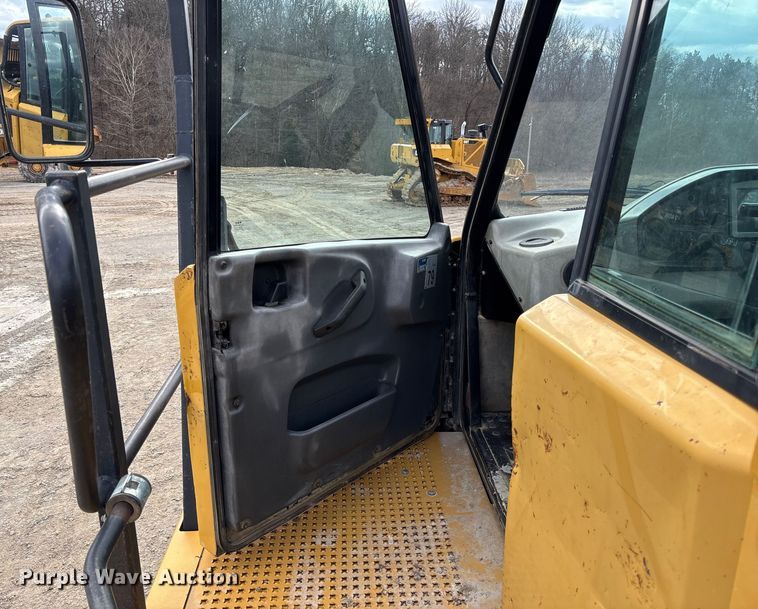 image for item FB3080 2011 Caterpillar 740B articulated haul truck