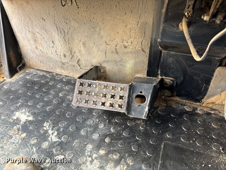 image for item FB3080 2011 Caterpillar 740B articulated haul truck