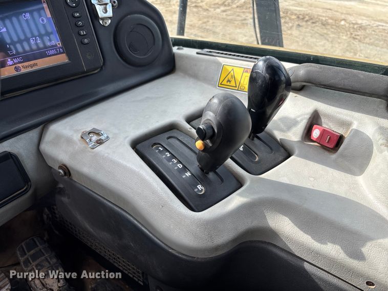 image for item FB3080 2011 Caterpillar 740B articulated haul truck