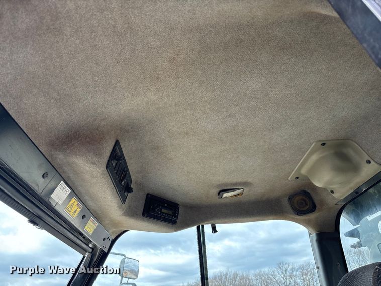 image for item FB3080 2011 Caterpillar 740B articulated haul truck