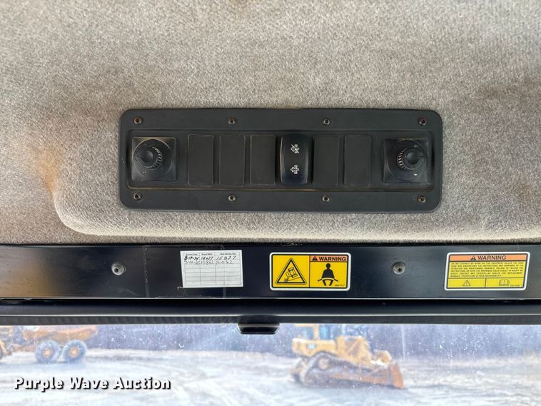 image for item FB3080 2011 Caterpillar 740B articulated haul truck