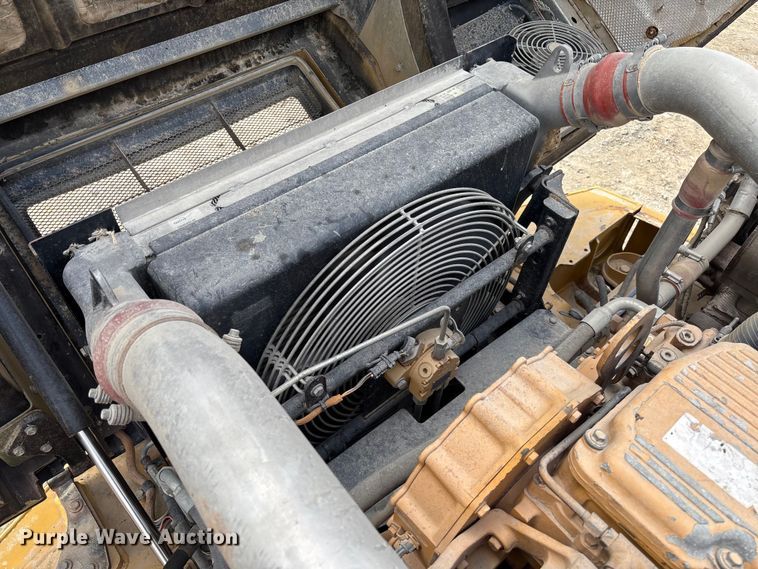 image for item FB3080 2011 Caterpillar 740B articulated haul truck