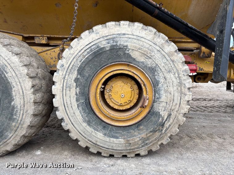 image for item FB3080 2011 Caterpillar 740B articulated haul truck