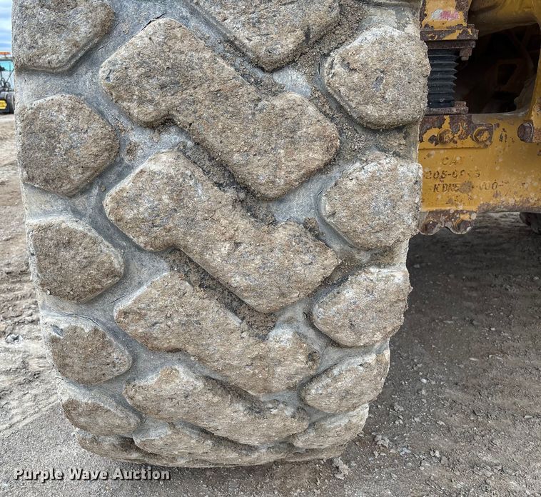 image for item FB3080 2011 Caterpillar 740B articulated haul truck