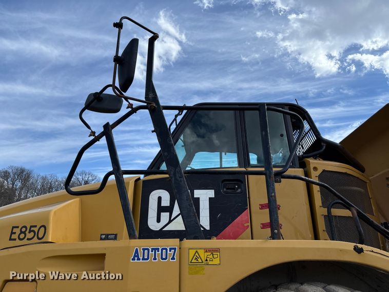 image for item FB3081 2014 Caterpillar 740B articulated haul truck