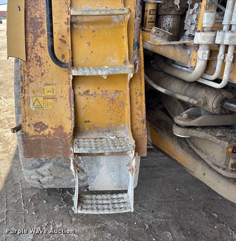 image for item FB3081 2014 Caterpillar 740B articulated haul truck