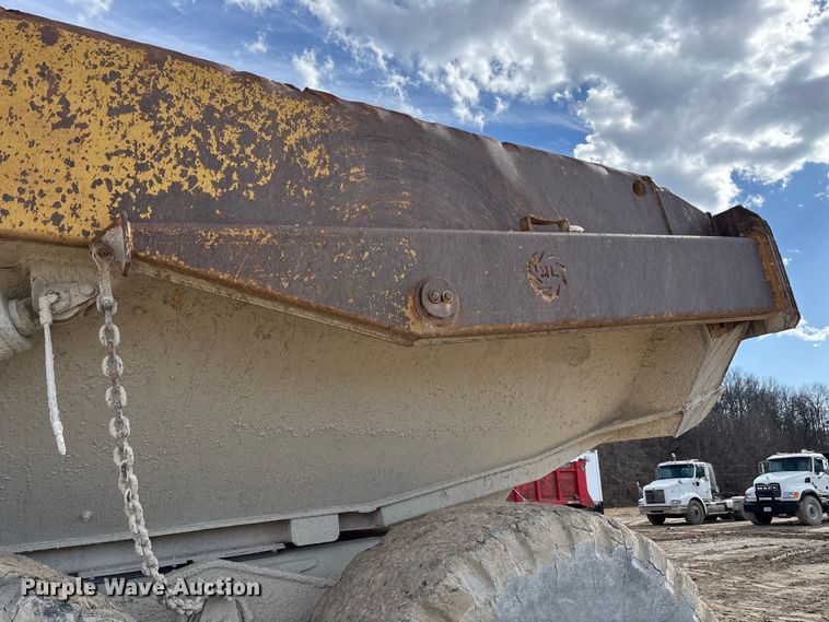 image for item FB3081 2014 Caterpillar 740B articulated haul truck