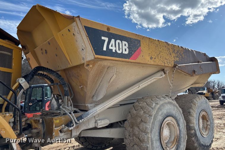 image for item FB3081 2014 Caterpillar 740B articulated haul truck
