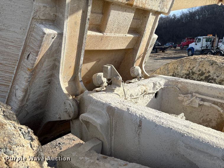 image for item FB3081 2014 Caterpillar 740B articulated haul truck