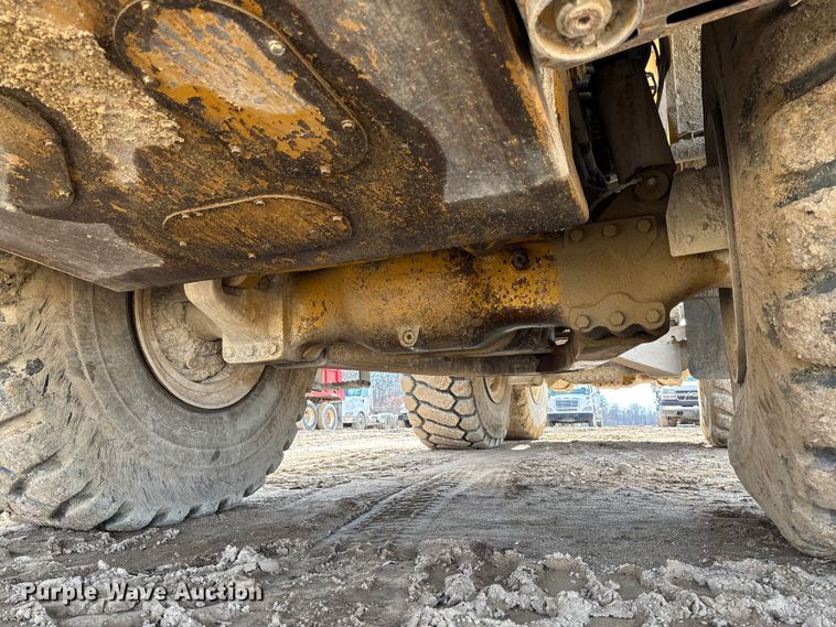 image for item FB3081 2014 Caterpillar 740B articulated haul truck