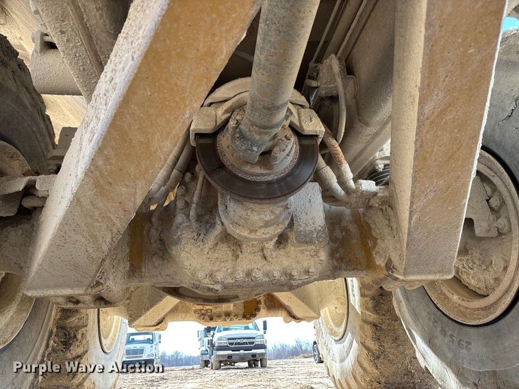 image for item FB3081 2014 Caterpillar 740B articulated haul truck