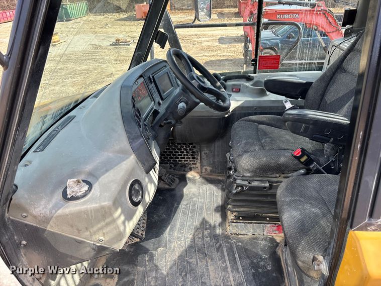 image for item FB3081 2014 Caterpillar 740B articulated haul truck