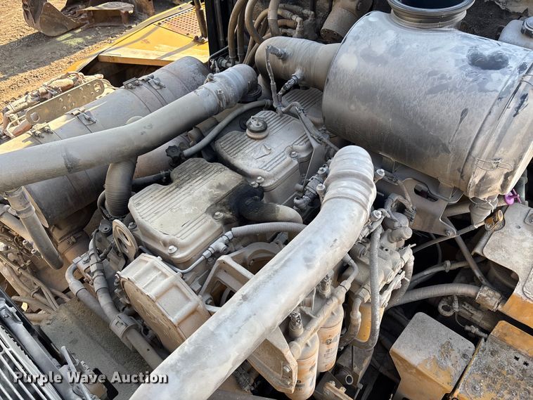 image for item FB3081 2014 Caterpillar 740B articulated haul truck