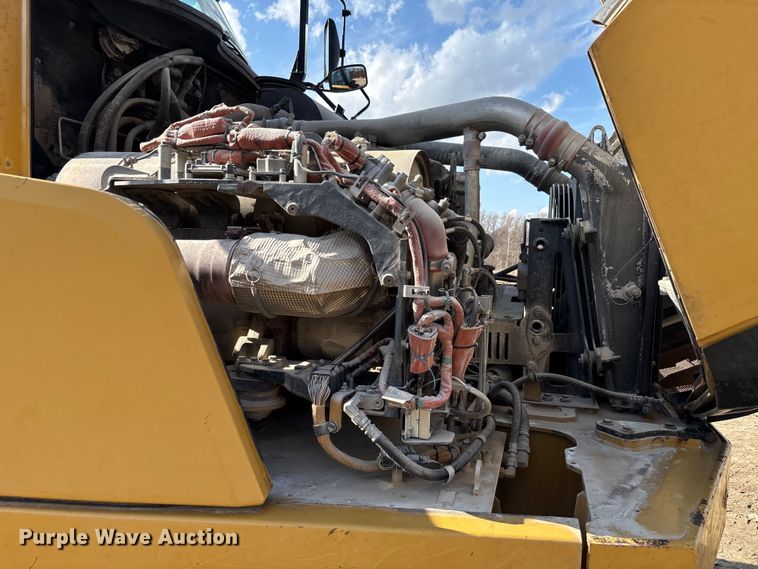 image for item FB3081 2014 Caterpillar 740B articulated haul truck