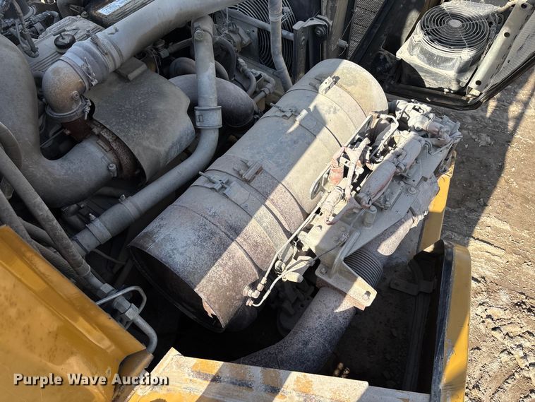 image for item FB3081 2014 Caterpillar 740B articulated haul truck