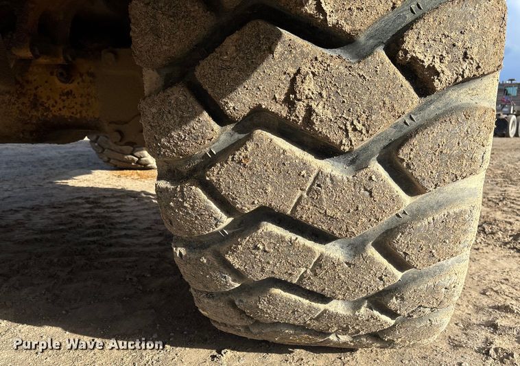 image for item FB3081 2014 Caterpillar 740B articulated haul truck