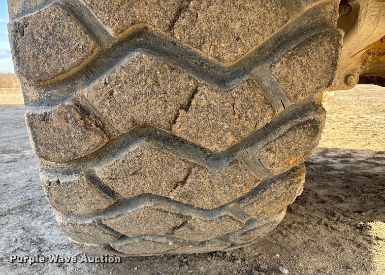 image for item FB3081 2014 Caterpillar 740B articulated haul truck