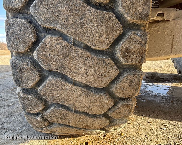 image for item FB3081 2014 Caterpillar 740B articulated haul truck