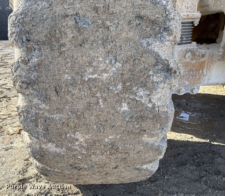 image for item FB3081 2014 Caterpillar 740B articulated haul truck