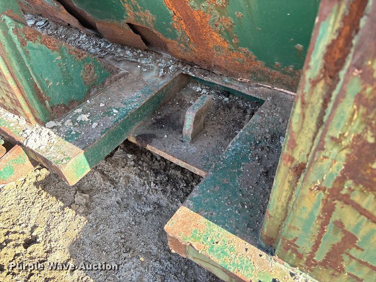 image for item FB3090 Roll-off container