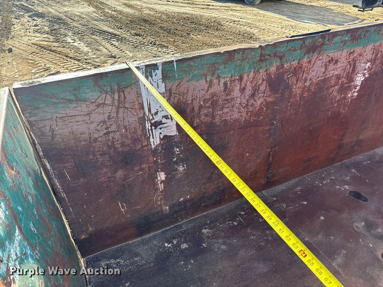 image for item FB3090 Roll-off container