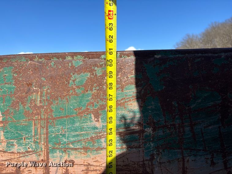 image for item FB3090 Roll-off container