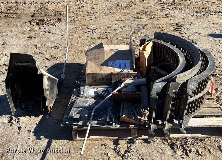 image for item FB3091 Combine parts