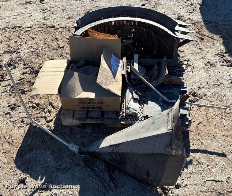 image for item FB3091 Combine parts