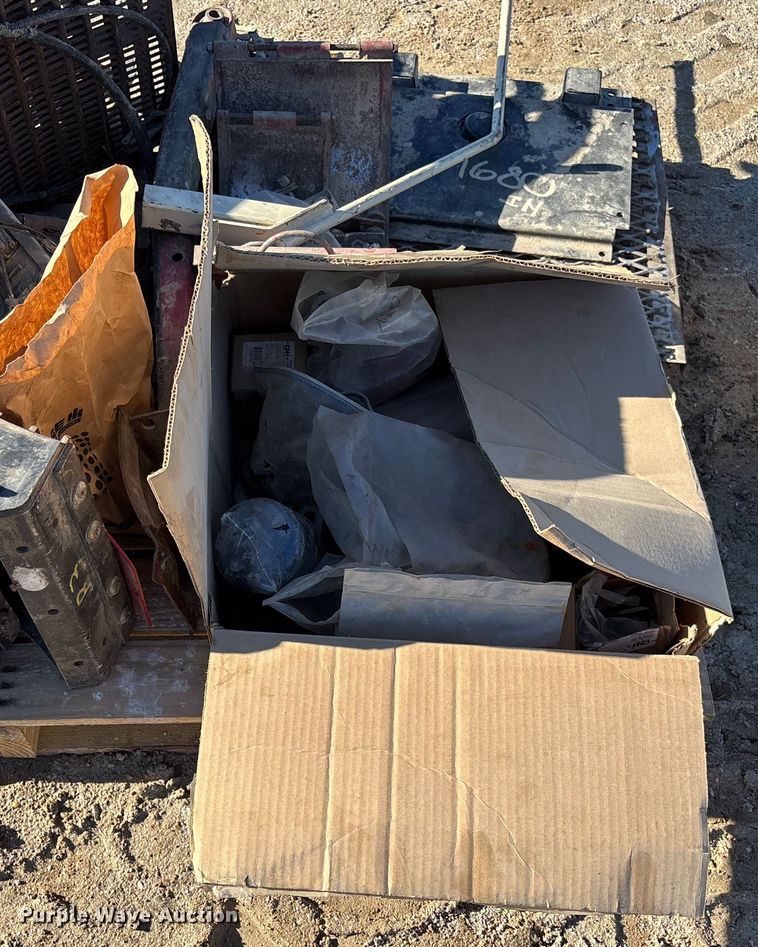 image for item FB3091 Combine parts