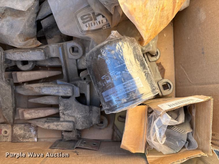 image for item FB3091 Combine parts