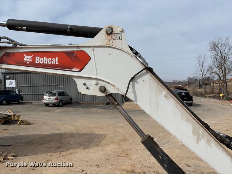 image for item FB3110 2023 Bobcat E32I mini excavator