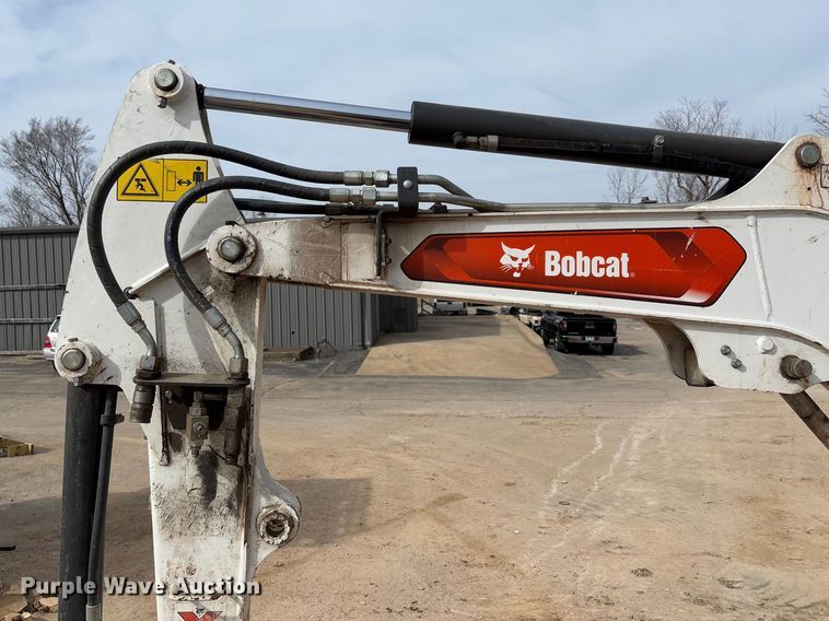 image for item FB3110 2023 Bobcat E32I mini excavator