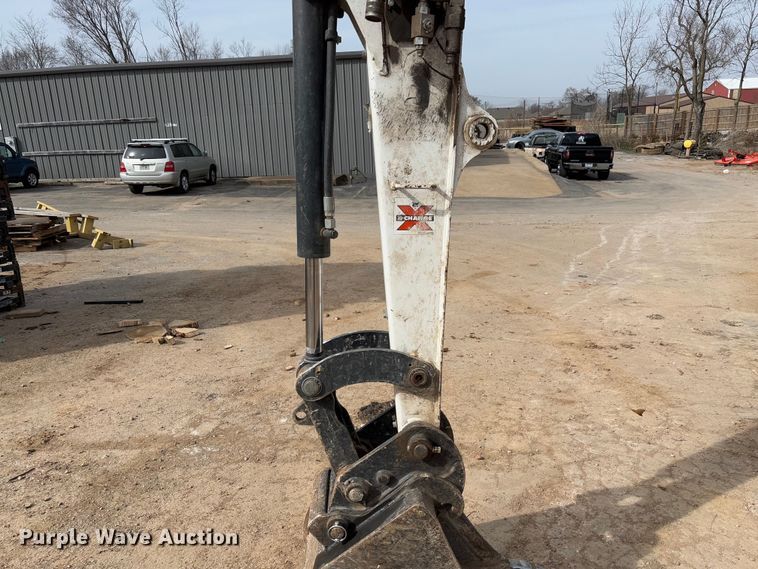 image for item FB3110 2023 Bobcat E32I mini excavator