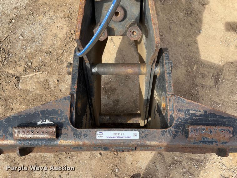 image for item FB3121 John Deere HB75 skid steer breaker