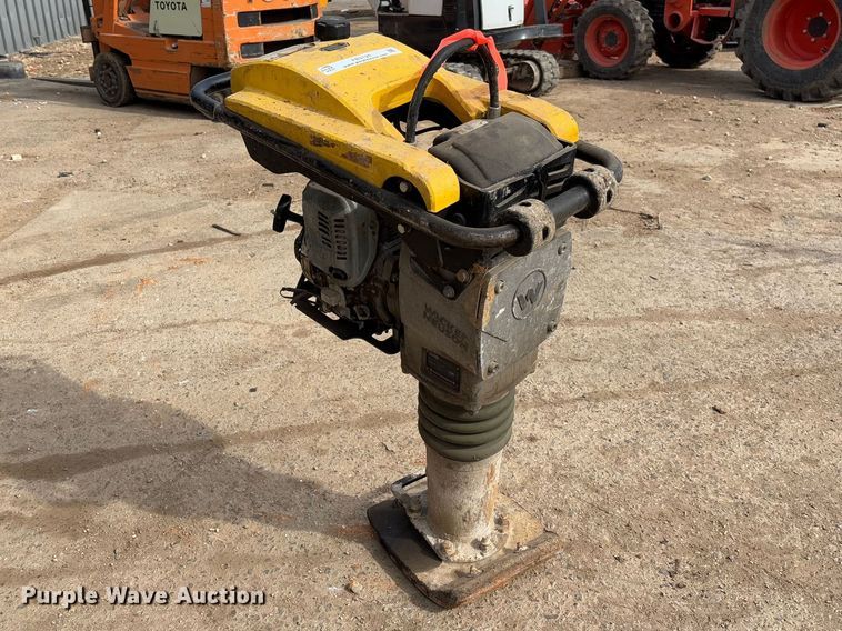 image for item FB3126 2018 Wacker Neuson BS50-4 plate compactor
