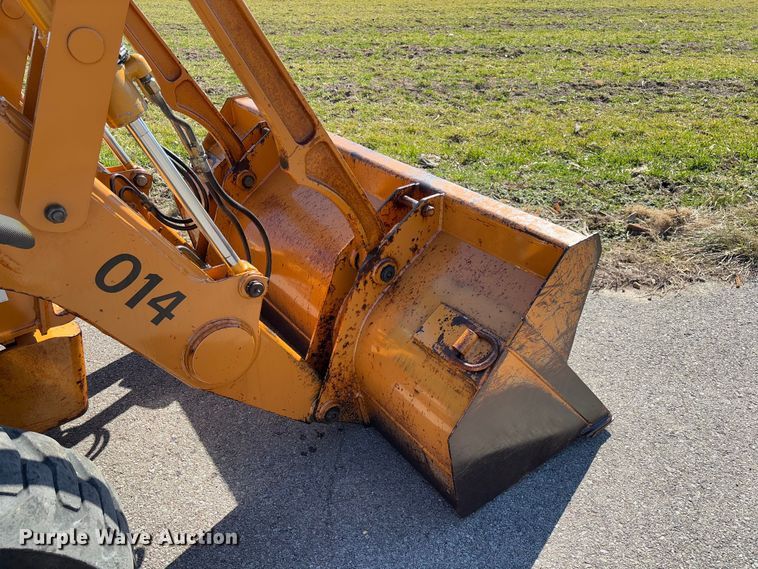 image for item FB3133 2003 Case 580 Super M backhoe