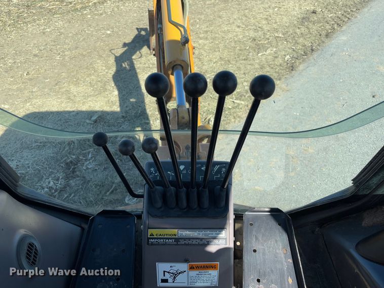 image for item FB3133 2003 Case 580 Super M backhoe